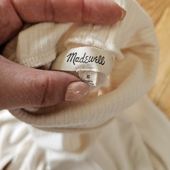 Madewell Size S Cropped Ribbed Turtleneck Off White Long Sleeve Layering Basic - Picture 3 of 5